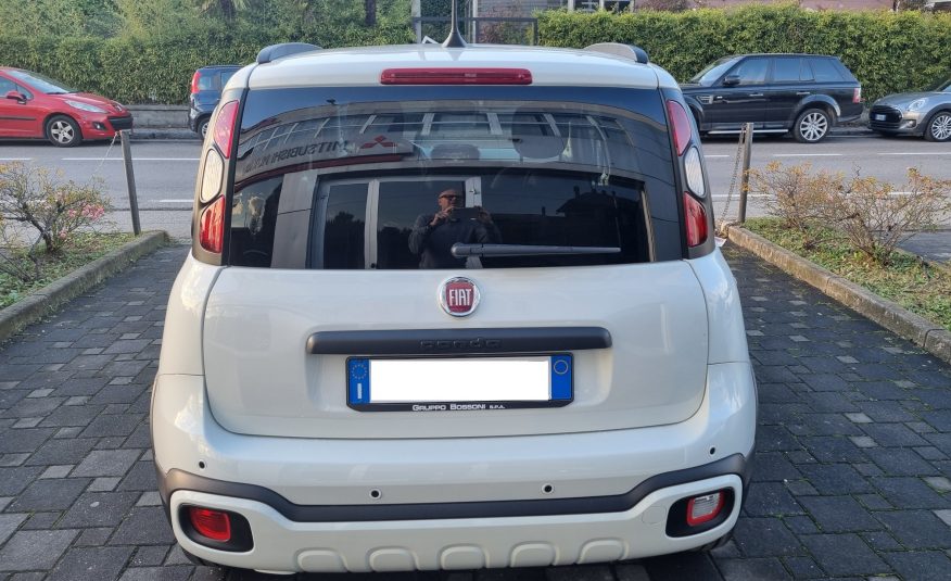 NUOVA FIAT PANDINA 1.0 HYBRID PACK CROSS